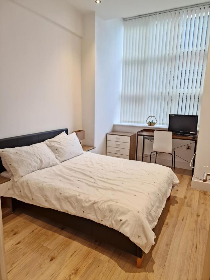 Converted Mill Apartment Manchester Bagian luar foto
