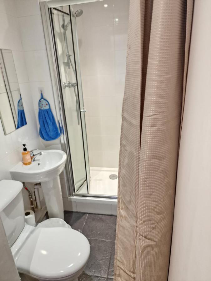 Converted Mill Apartment Manchester Bagian luar foto